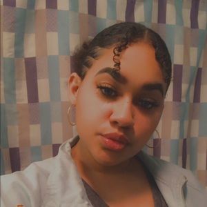 Meet your Posher, Tamira